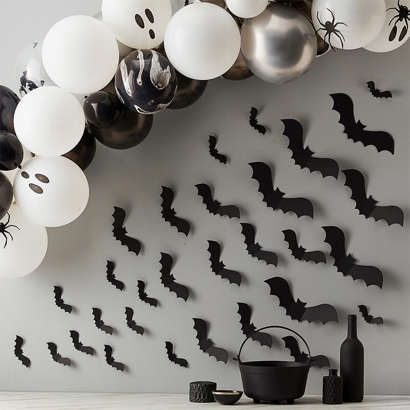 HALLOWEEN BAT WALL DECORATIONS