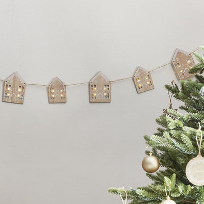WOODEN GINGERBREAD HOUSE CHRISTMAS GARLAND WITH LIGHT UP WINDOWS